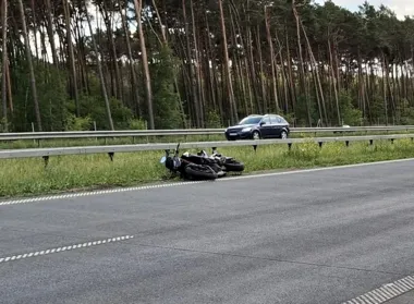 Na S-5 w Lisim Ogonie jeden manewr zakończył się śmiercią motocyklisty